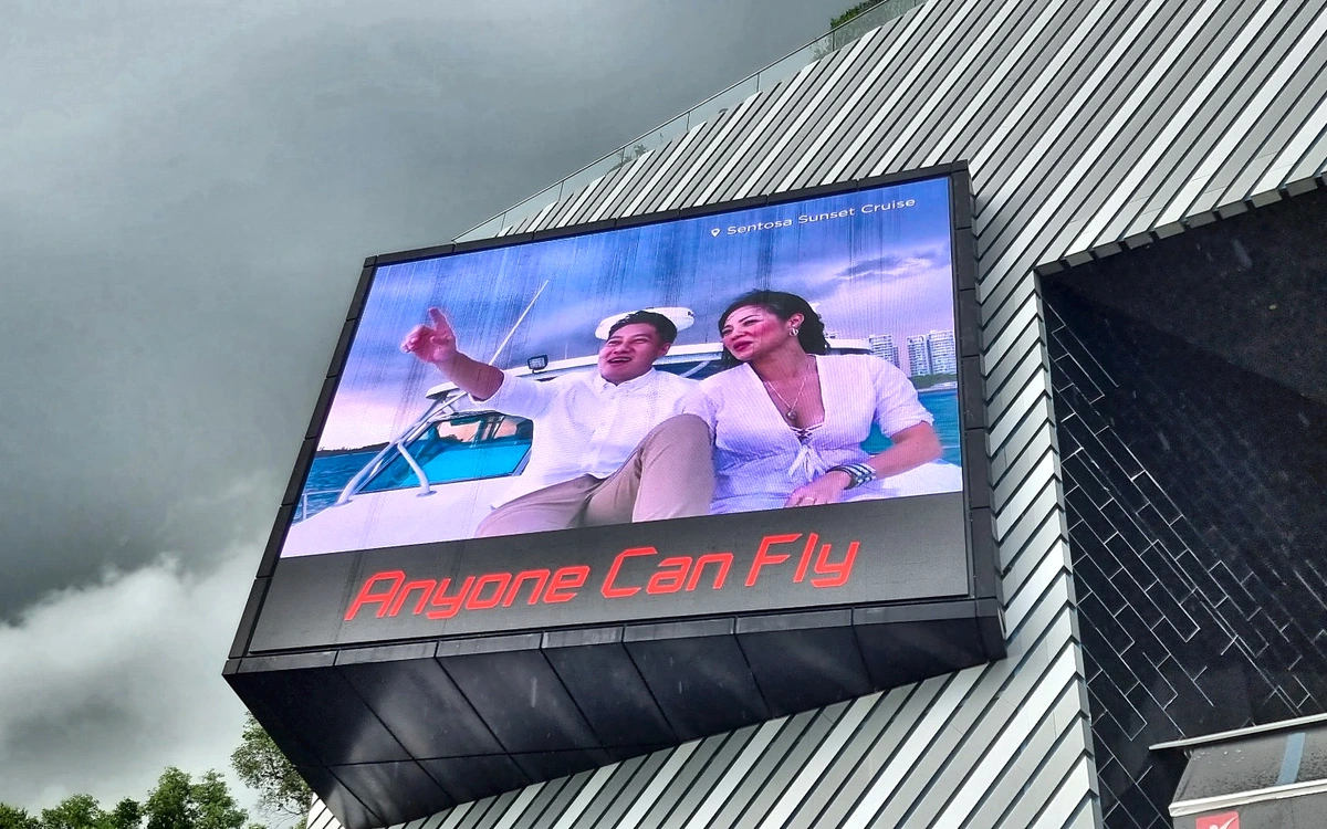 iFly Sentosa — Outdoor LED Display