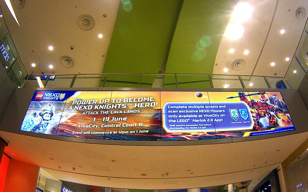 VivoCity Videowall Signage