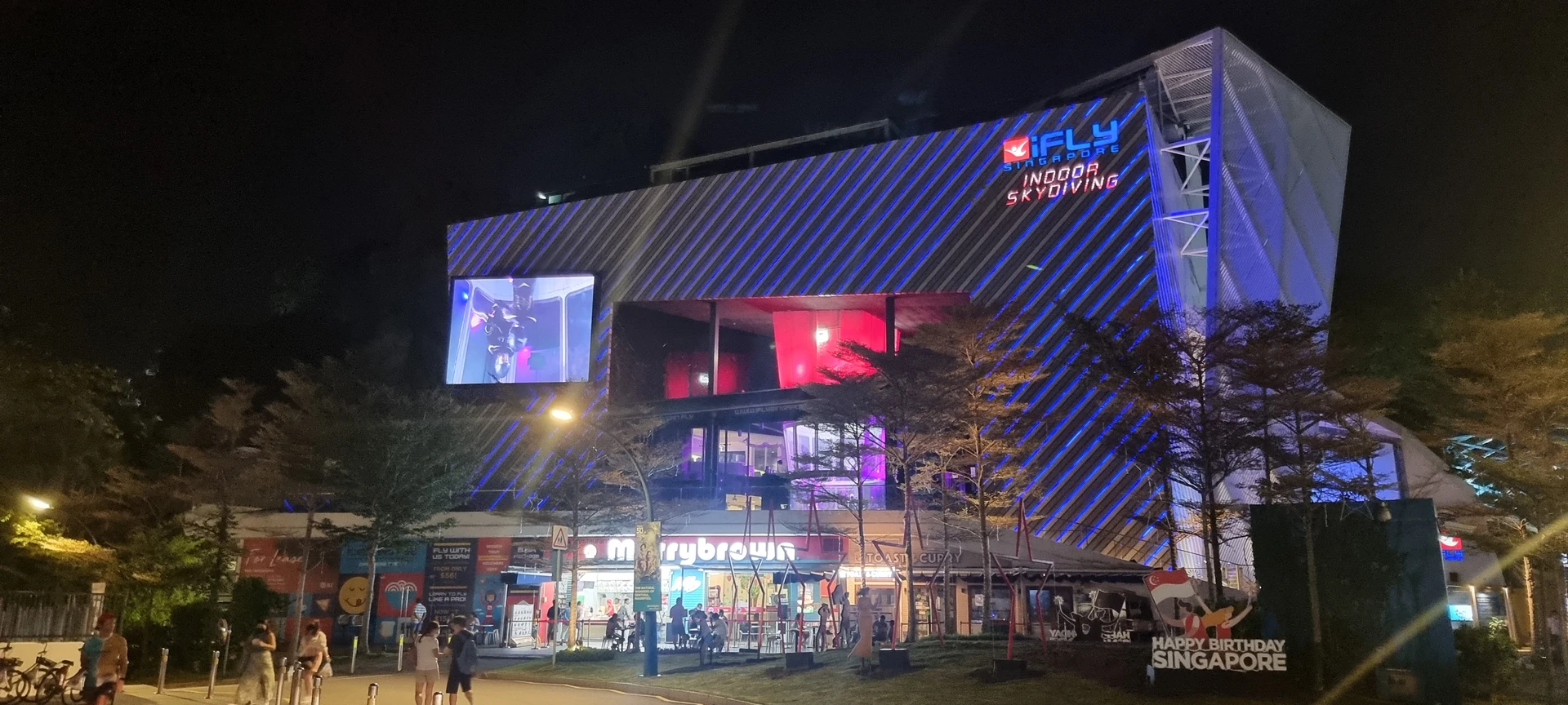 iFly Sentosa — Outdoor LED Display